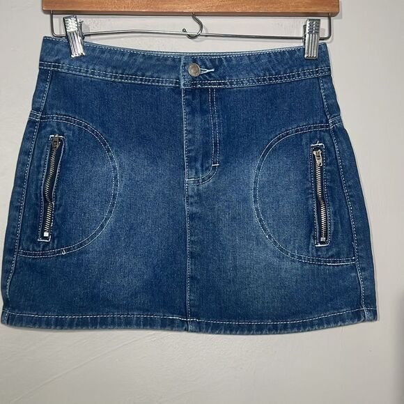 Forever 21 denim mini skirt size XS - Picture 3 of 8